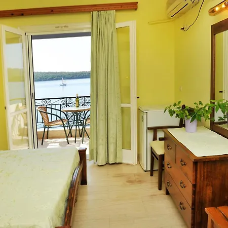 Apart-hotel Logan's 2*