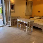 Apartmanhotel Logan's Nidrí
