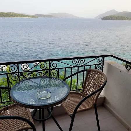 Logan's Aparthotel Nydri (Lefkada)