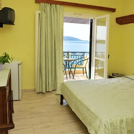 Logan's Nydri (Lefkada)