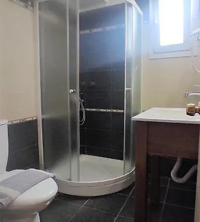 Logan's Lägenhetshotell 2*