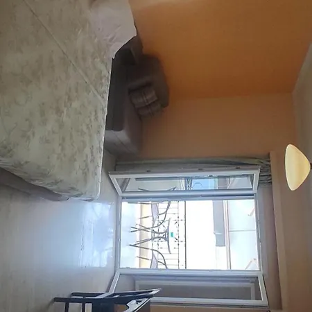 Logan's Aparthotel