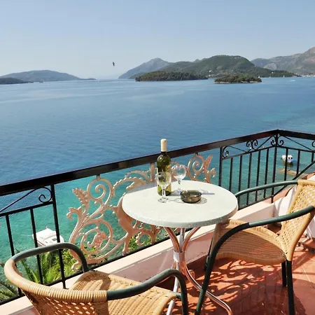 Logan's Nydri (Lefkada)